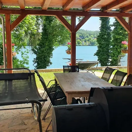 Hébergement de vacances House